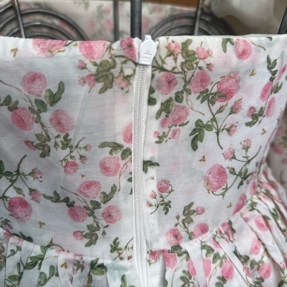 Beautiful, REVERSIBLE, summer picnic puff! - Picture 8 of 10